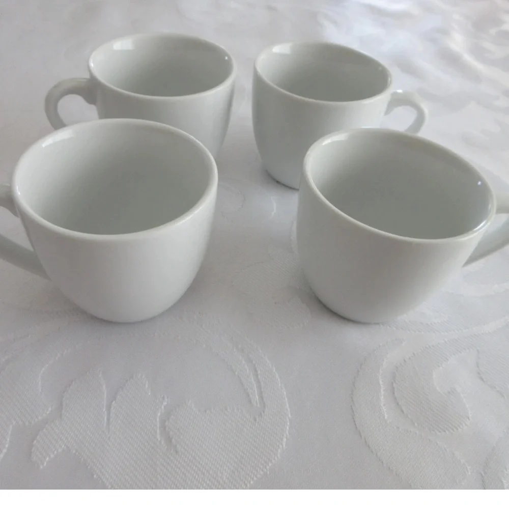 Williams Sonoma Open Kitchen White Espresso/Cappuccino/Coffee Cups Set of 4 New